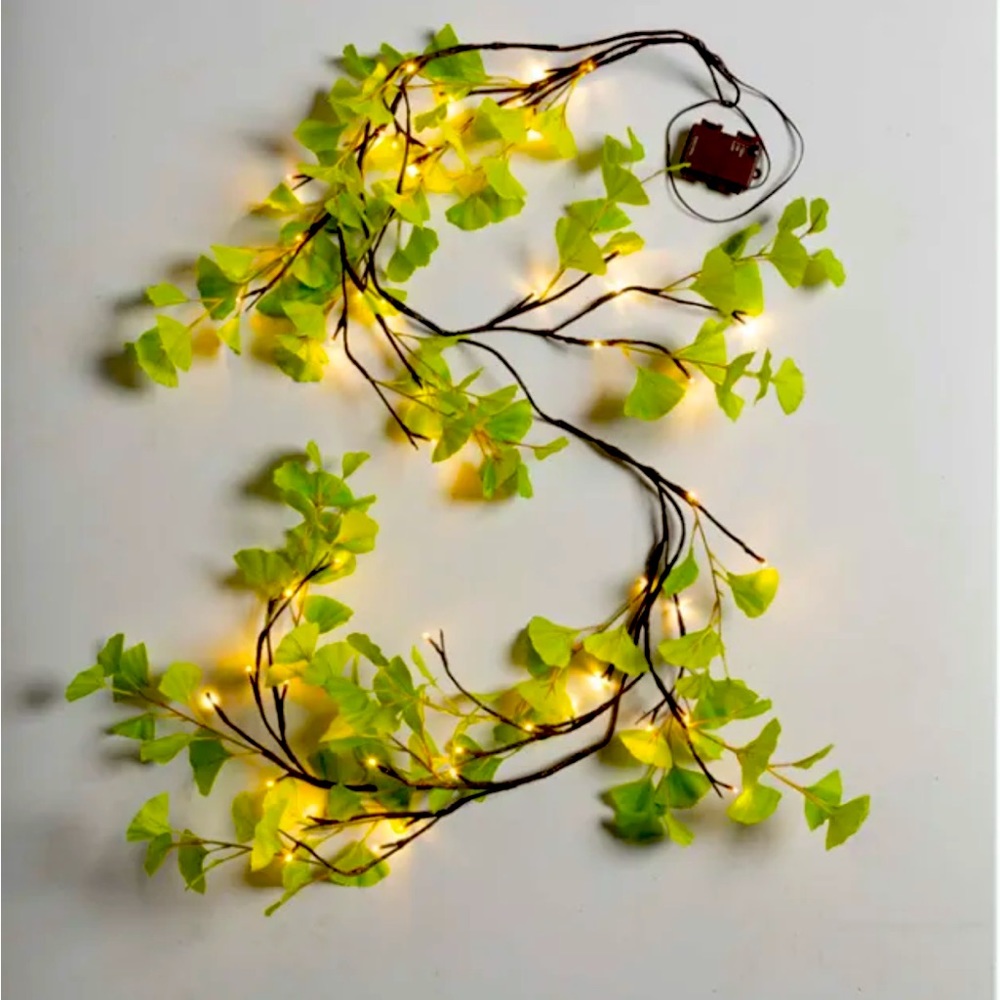 Gingko LED 8’ lit garland